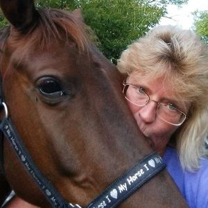 Meet your Posher, Julie